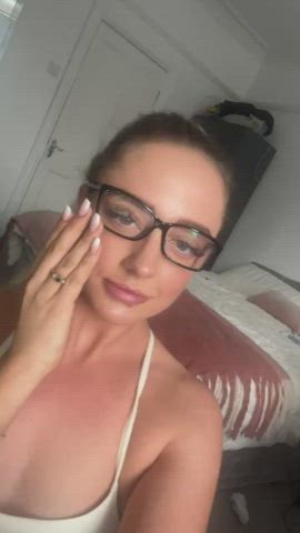 blowjob Dildo Glasses MILF Sex Toy Solo Step-Sister sucking teenie Porn GIF