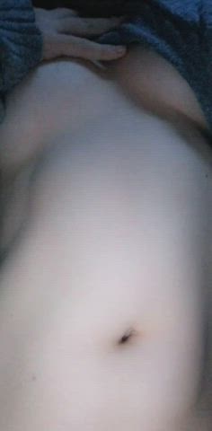18 Years older 19 Years cougar Barely Legal breasts pretty young Porn GIF