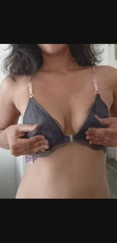 Amateur Bhabi melons Desi Fansly Indian OnlyFans wifey Porn GIF