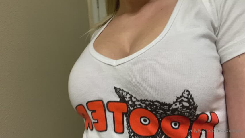 blonde boobs Hooters Natural melons OnlyFans Tease Teasing teen boobies Porn GIF