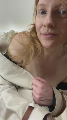 Amateur giant breasts Blue Eyes Busty pretty Natural Natural boobies ginger Smile Porn GIF