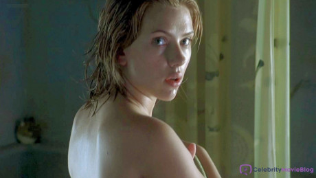 Scarlett Johansson Caught Naked In A Love Song For Bobby Long Movie