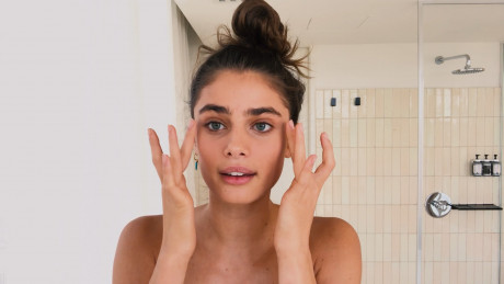 Watch Watch Taylor Hill Get Bombshell Brows And Lashes For Days Secrets