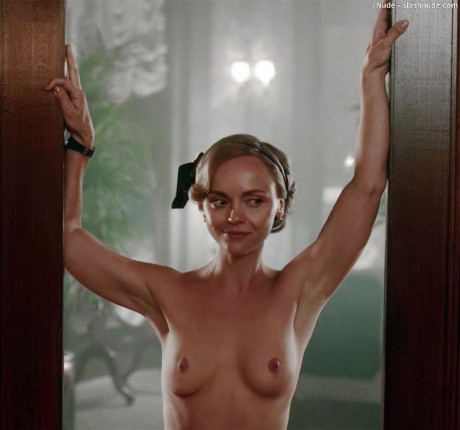 Christina Ricci Nude Full Frontal In Z The Beginning Of Everything 14